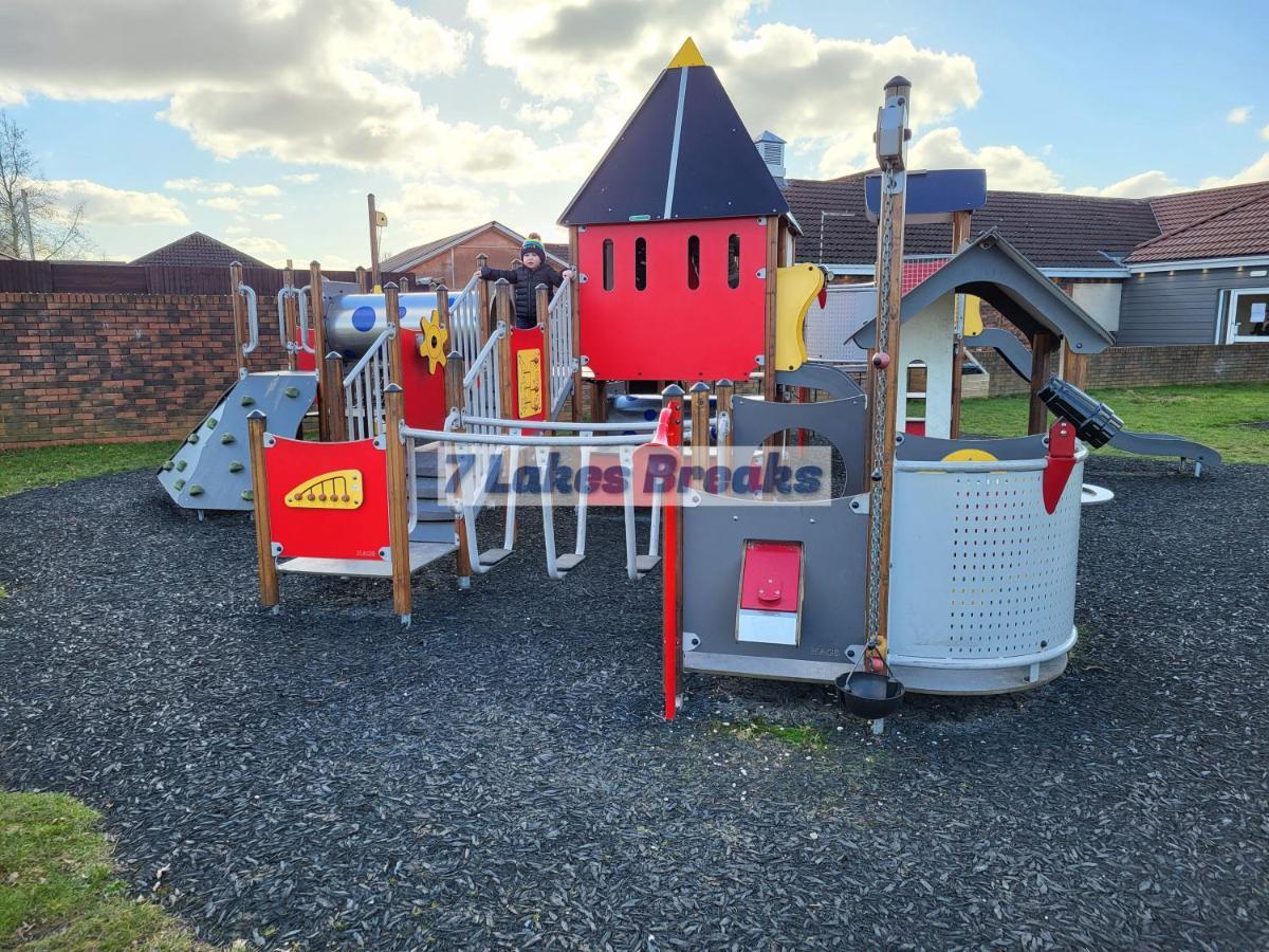 7 Lakes Breaks At 7 Lakes Country Park Crowle  エクステリア 写真